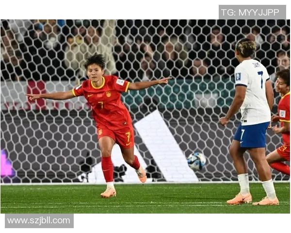 新加坡女子足球队迎战蒙古队展现实力与风采的精彩对决